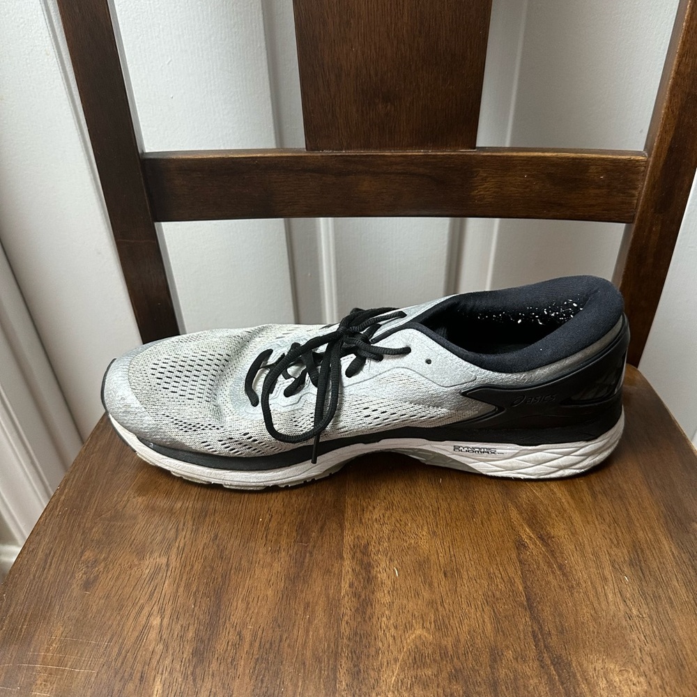 Asics Dynamic Duomax gel Kayano 24 Black and Gray Athletic Sneakers Size 13 - Picture 9 of 11